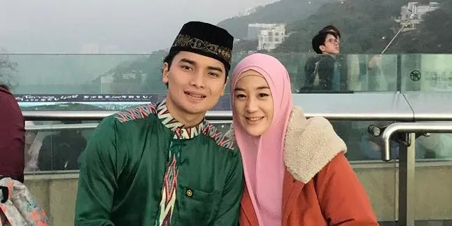 Kronologi Cinta Alvin Faiz dan Istrinya Yang Mualaf, Menyentuh! Kronologi Cinta Alvin Faiz dan Istrinya Yang Mualaf, Menyentuh!