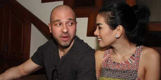 Kronologi Gugatan Perceraian Nikita Mirzani