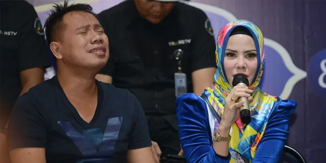 Kronologi Vicky Prasetyo Menggerebek Angel Lelga yang Diduga Berzina Kronologi Vicky Prasetyo Menggerebek Angel Lelga yang Diduga Berzina