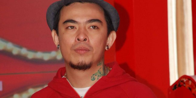 Kronologi Penyiraman Vokalis Saint Loco di Malang