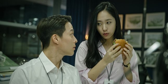 Krystal Jung Admits That Her Personality is Similar to the Character Bo Yeong in the Movie 'SWEET & SOUR'