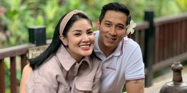 Legal Counsel Denies the Existence of a Third Person Behind Nindy and Askara's Divorce