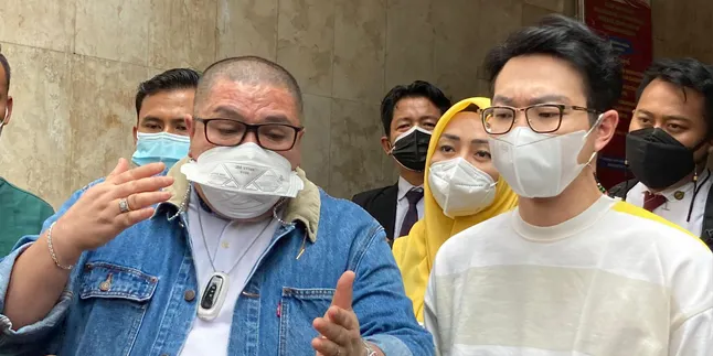 Kuasa Hukum Masih Usahakan Agar Richard Lee dan Kartika Putri Damai Kuasa Hukum Masih Usahakan Agar Richard Lee dan Kartika Putri Damai