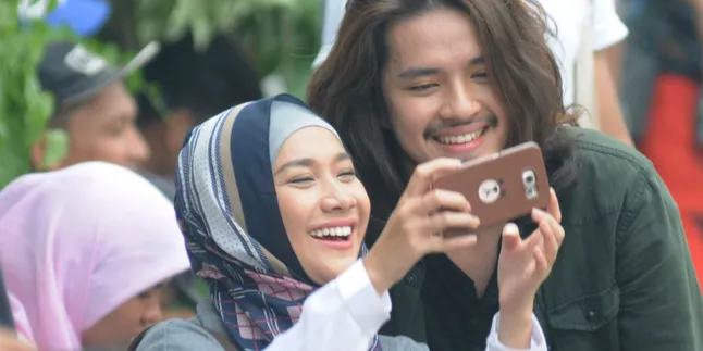KUIS: Nonton Premier Film Jilbab Traveler Bareng Pemainnya Yuk!