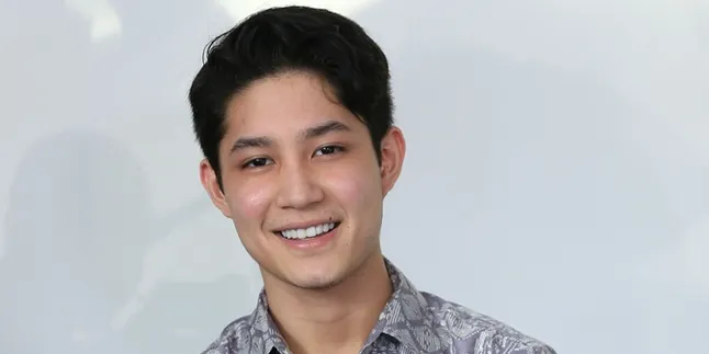 Kuliah di Inggris Belum Juga Dapat Kekasih, Teuku Rassya: Susah Nyarinya