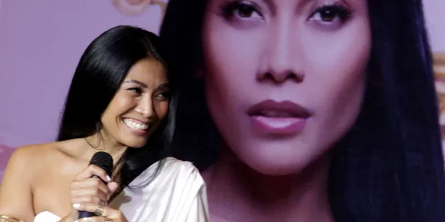 Kulit Sawo Matang Eksotis, Anggun C Sasmi Sering Dipuji Bule