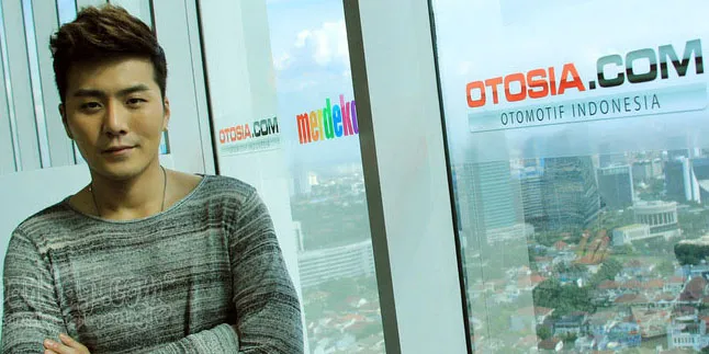 Kunjungi KapanLagi.com®, Eru Akui Suka Jengkol dan Karedok! Kunjungi KapanLagi.com®, Eru Akui Suka Jengkol dan Karedok!