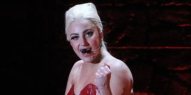 Lady Gaga: Aku Gemuk Gara-Gara Ayahku!