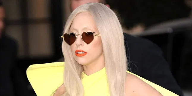 Lady Gaga Dituduh 'Rekayasa' Jumlah View 'Applause'