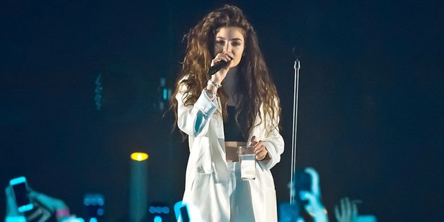 Lady Gaga Pilih Lorde Jadi Penyanyi Favoritnya Saat ini!