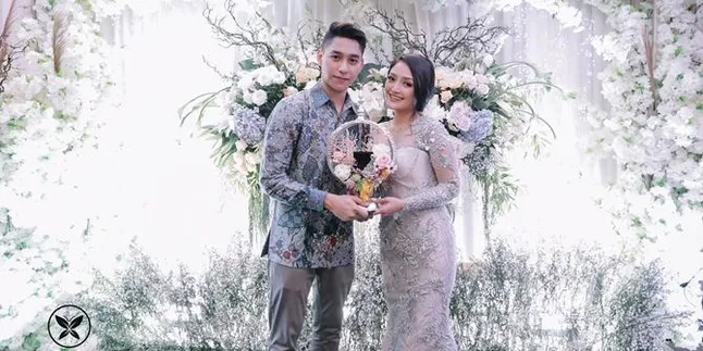 Lagi LDR, Ucapan Romantis Krisjiana Baharudin Pada Siti Badriah Bikin Baper!