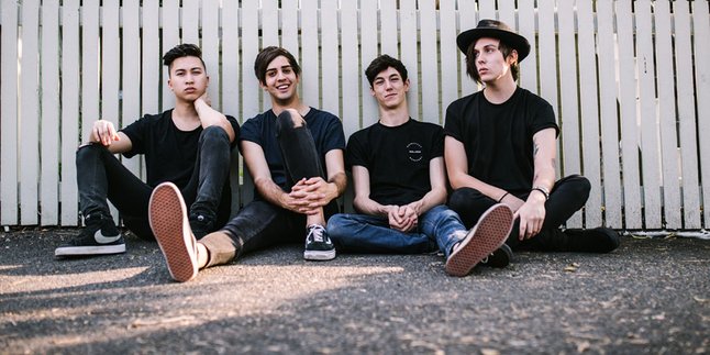 Lagu Baru, With Confidence Siap Melesat Bersama Hopeless Records