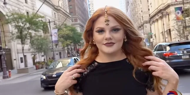 Lagu Dangdut 'Separuh Hatimu' Dinyanyikan Oleh Marina McKenney, Seperti Apa Sih?