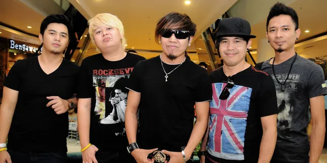 Lagu Dibajak, Radja Terancam Rugi Rp 4 Miliar