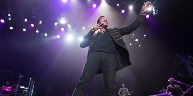 Lagu 'Just For You' Buka Konser Lionel Richie Malam Ini!