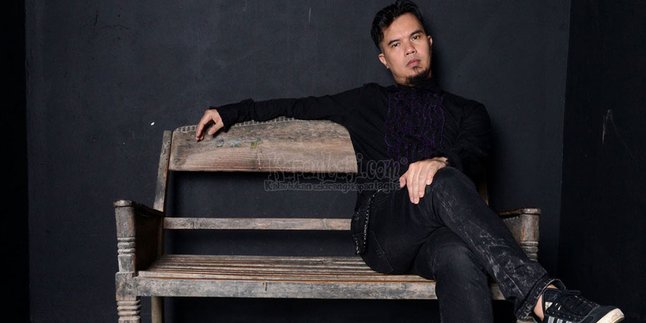 Lagu Musisi Dunia Ini Dibeli oleh Ahmad Dhani