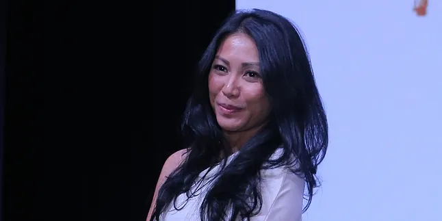 Lahir dan Besar di Prancis, Kirana Anak Anggun Tetap Bisa Berbahasa Indonesia Lahir dan Besar di Prancis, Kirana Anak Anggun Tetap Bisa Berbahasa Indonesia