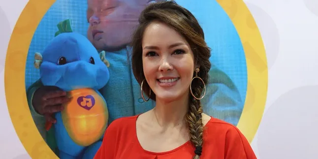 Lahir Normal, Cathy Sharon Beri Nama Anak Keduanya Carla Lahir Normal, Cathy Sharon Beri Nama Anak Keduanya Carla