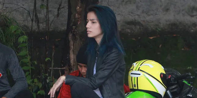 Lama Tak Adegan Fighting, Sheila Marcia Langsung Pijat Lama Tak Adegan Fighting, Sheila Marcia Langsung Pijat