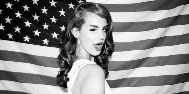 Lana Del Rey 'Bocorkan' Single 'West Coast', Yuk Kita Dengar!