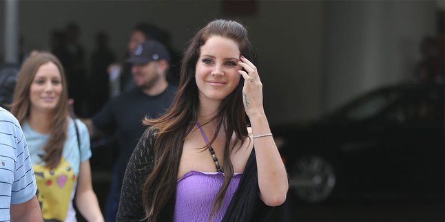 Lana Del Rey Jadi Pengantin di Video Klip 'Ultraviolence'