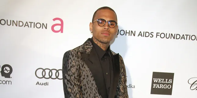 Langgar Aturan Hukum, Chris Brown Ditangkap Polisi