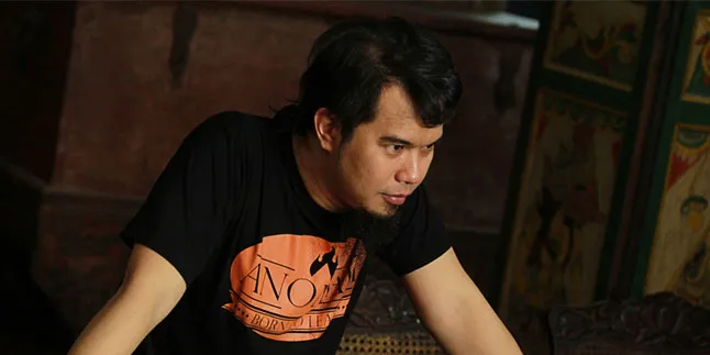 Laporkan Ahmad Dhani, Farhat Abbas Diminta Belajar Hukum Lagi Laporkan Ahmad Dhani, Farhat Abbas Diminta Belajar Hukum Lagi