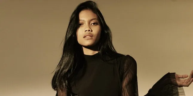 Laras Sekar: Dulu Dianggap Remeh, Kini Berkarir Internasional & Tinggal di Paris