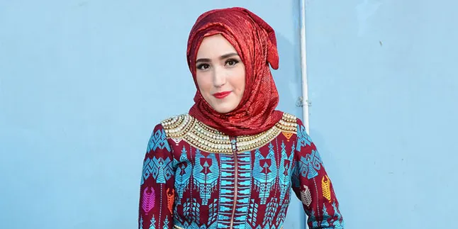 LDR Indonesia - Swedia, Pasha Beri Ciuman Jauh Buat Sang Istri