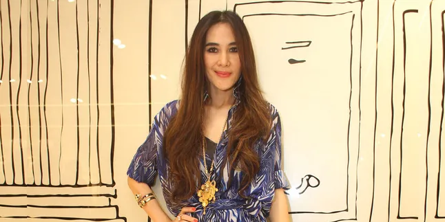 Lebaran 2014, Ina Thomas Rancang Kaftan Ala Bohemian - Maroko