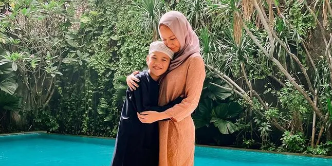 Second Eid Without Ashraf, BCL Visits Accompanied by Noah and Expresses Longing