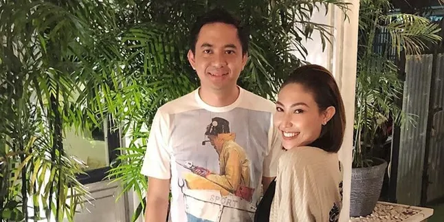 Lebaran Tahun Ini Ada Yang Berbeda, Buat Ayu Dewi Rasakan Kesedihan