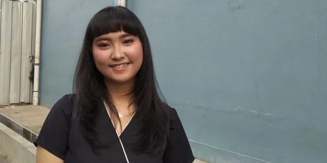 Lebby Wilayati Ungkap Berapa Banyak Uang Yang Dihabiskan Dewi Perssik Untuk Meldi