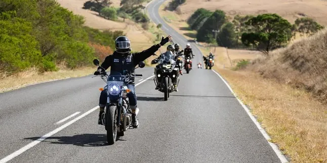 More than Just Touring, Artists' Motorcycle Hobby Now Becomes a Lifestyle and Business Opportunity