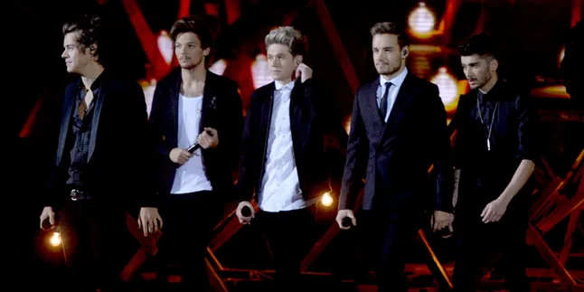 Lebih Intim, One Direction Akan Rilis Buku Lagi Tahun Ini!