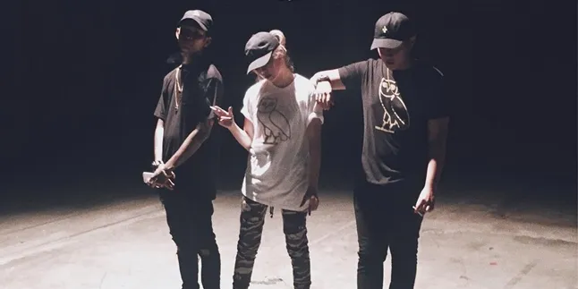 Lebih Mendidik, Parody Young Lex ft AwKarin Ini Direspon Positif