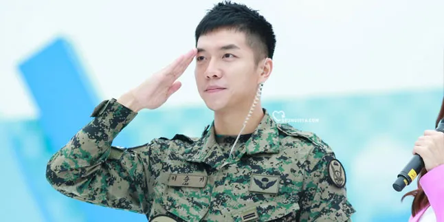 Lee Seung Gi Belum Selesai Wajib Militer, Netizen Kangen Berat