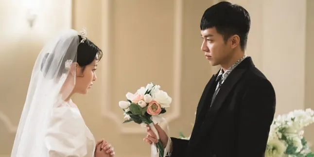 Lee Seung Gi - Oh Yeon Seo Ciuman, Rating 'HWAYUGI' Berhasil Naik Lee Seung Gi - Oh Yeon Seo Ciuman, Rating 'HWAYUGI' Berhasil Naik