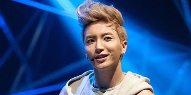 Leeteuk Super Junior Mulai Wajib Militer 30 Oktober 2012