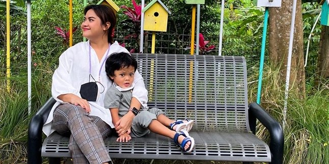 Tired of Netizens' Mean Comments Towards Her Child, Mytha Lestari: If You Deal with Crazy People, You'll Become Crazy Too