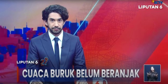 A Little Change of Profession, Here’s a Snapshot of Reza Rahadian Suddenly Becoming a TV Presenter