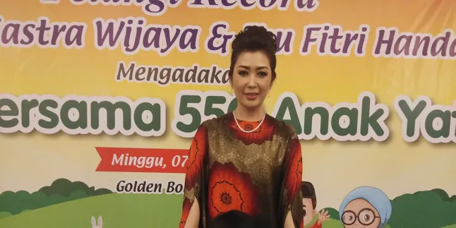 Lestarikan Tradisi Keluarga, Fitri Handayani Berbagi Dengan 550 Anak Yatim