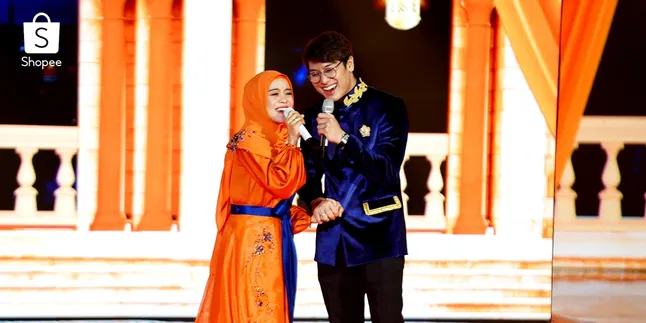 Lesti Kejora & Rizky Billar Hadirkan Penampilan Spesial Penuh Cinta di TV Show Shopee Big Ramadan Sale Lesti Kejora & Rizky Billar Hadirkan Penampilan Spesial Penuh Cinta di TV Show Shopee Big Ramadan Sale