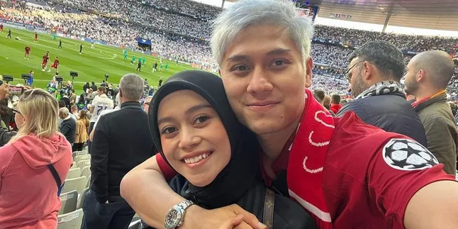 Lesti Kejora Akan Segera Luncurkan Lagu Terbaru yang Mengangkat Kisah Rumah Tangganya Lesti Kejora Akan Segera Luncurkan Lagu Terbaru yang Mengangkat Kisah Rumah Tangganya