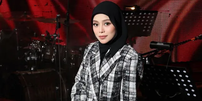 Lesti Kejora is Impressed by Sahwan's Melodious Voice at Dangdut Academy 8