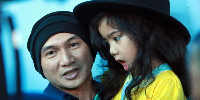 Leticia Diminta Netizen Jadi Artis, Anji Sudah Siapkan Lagu Anak Leticia Diminta Netizen Jadi Artis, Anji Sudah Siapkan Lagu Anak