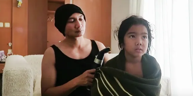 Leticia Sakit Cacar, Anji Setia Merawat & Menemani Sampai Sembuh Leticia Sakit Cacar, Anji Setia Merawat & Menemani Sampai Sembuh