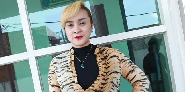 Lewat Instagram, Lia Ladysta Beri Tanggapan Soal Dilaporkan Oleh Syahrini Lewat Instagram, Lia Ladysta Beri Tanggapan Soal Dilaporkan Oleh Syahrini