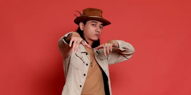 Lewat Lagu 'Pejuang 9 Bulan', Ojan Sisitipsi Ingin Ubah Stigma Anak Mami yang Kerap Dipandang Sebelah Mata