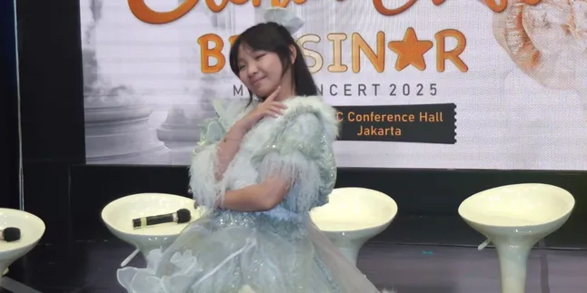 Lewat Lagu 'Selalu Bersama', Penyanyi Cilik Etenia Croft Curahkan Rasa Sayang untuk Orang Tua